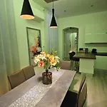 Vanity House Apartment La Spezia