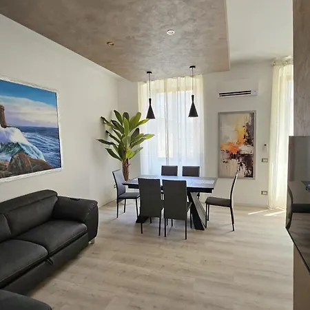 Vanity House アパート *