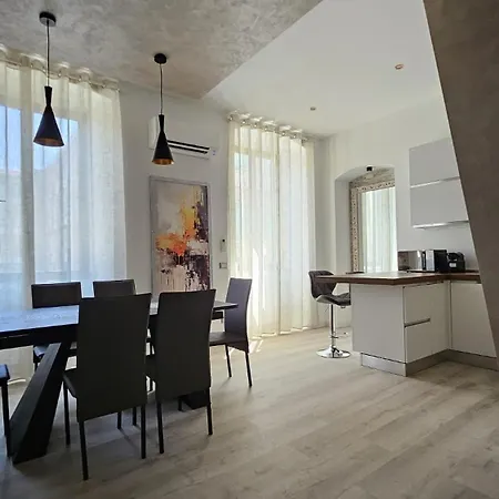 Vanity House Apartment La Spezia