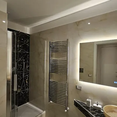 Apartment Vanity House *