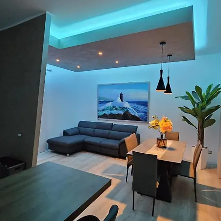 Vanity House *
